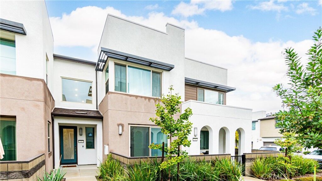 Property Photo:  3590 E Peckham Paseo 2  CA 91761 