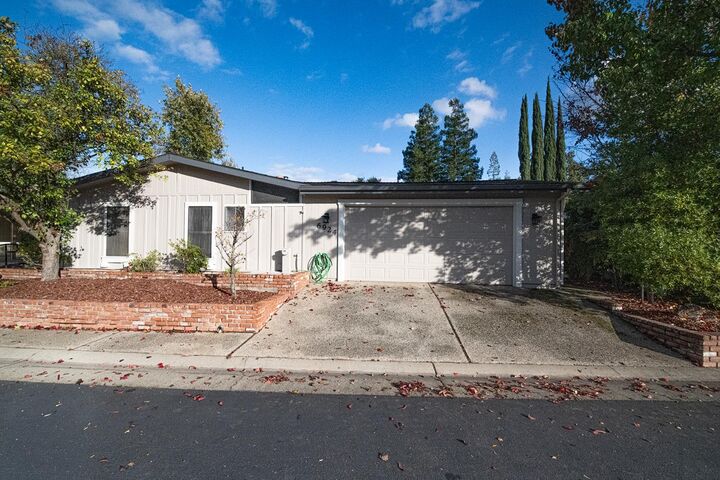 Property Photo: 6924 Grand Tree Lane CA 95621