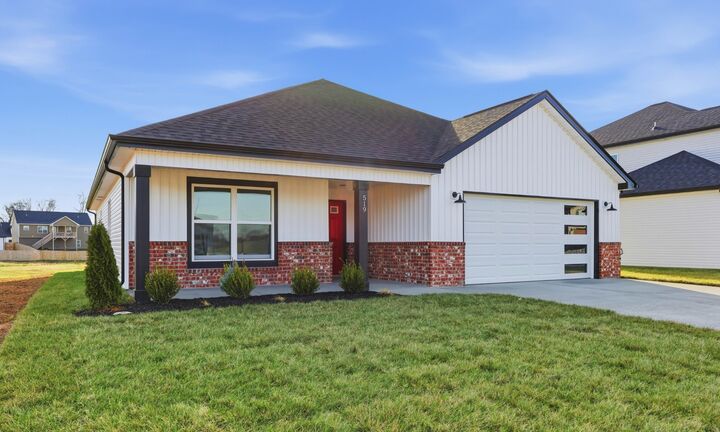 Property Photo:  519 Ayden Ln  TN 37042 