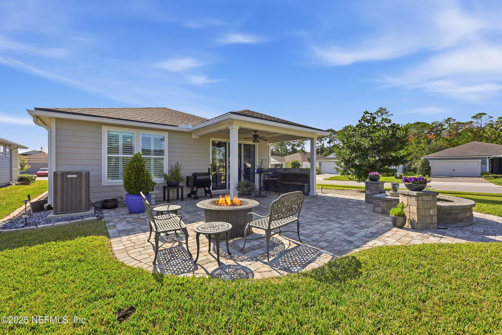 Property Photo: 11173 Prescott Court FL 32256