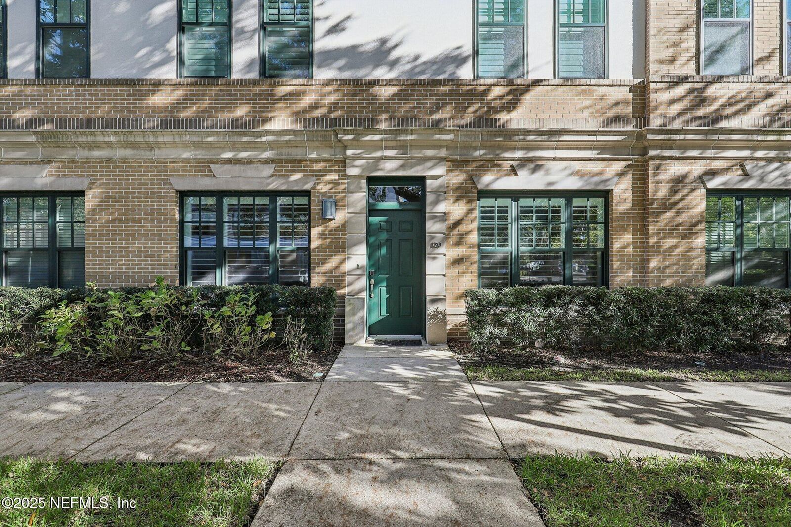 Property Photo:  1661 Riverside Avenue 120  FL 32204 