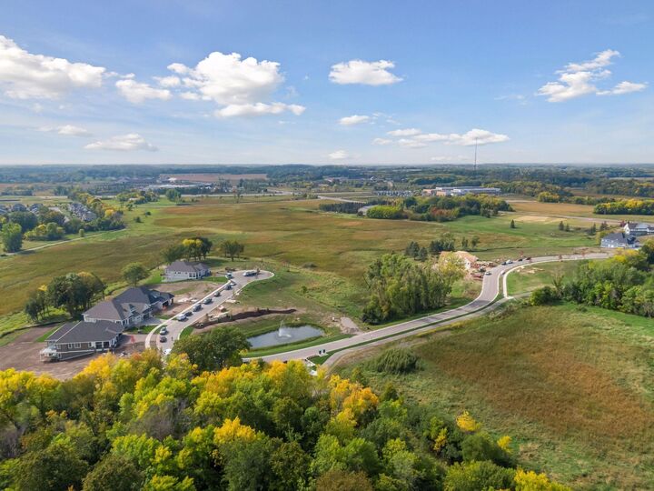 Property Photo: 1582 Marsh Pointe Court MN 55340