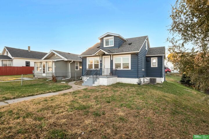Property Photo:  4528 S 13th Street  NE 68107 