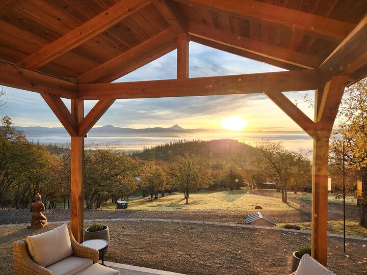 Property Photo:  198 Flamingo Drive  OR 97524 