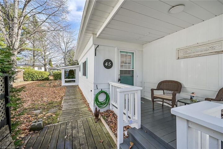 Property Photo: 45 Park Lane ON N0B 2J0
