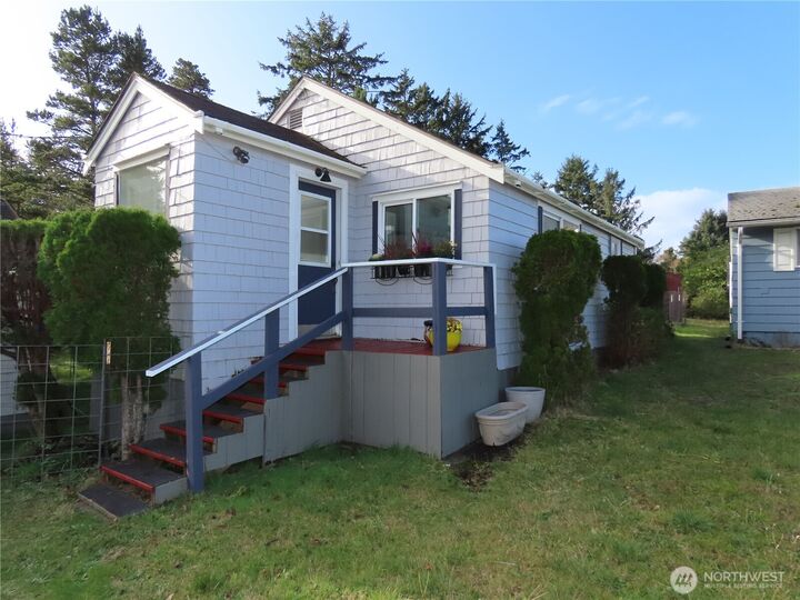 Property Photo: 1021 S Forrest Street WA 98595