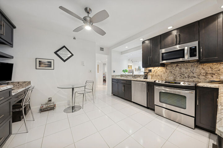 Property Photo:  3420 S Ocean Boulevard 12 O  FL 33487 
