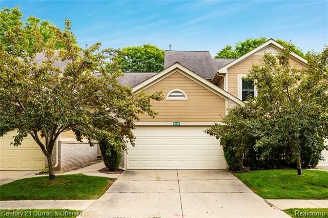 9429 Westwind Drive  Livonia MI 48150 photo