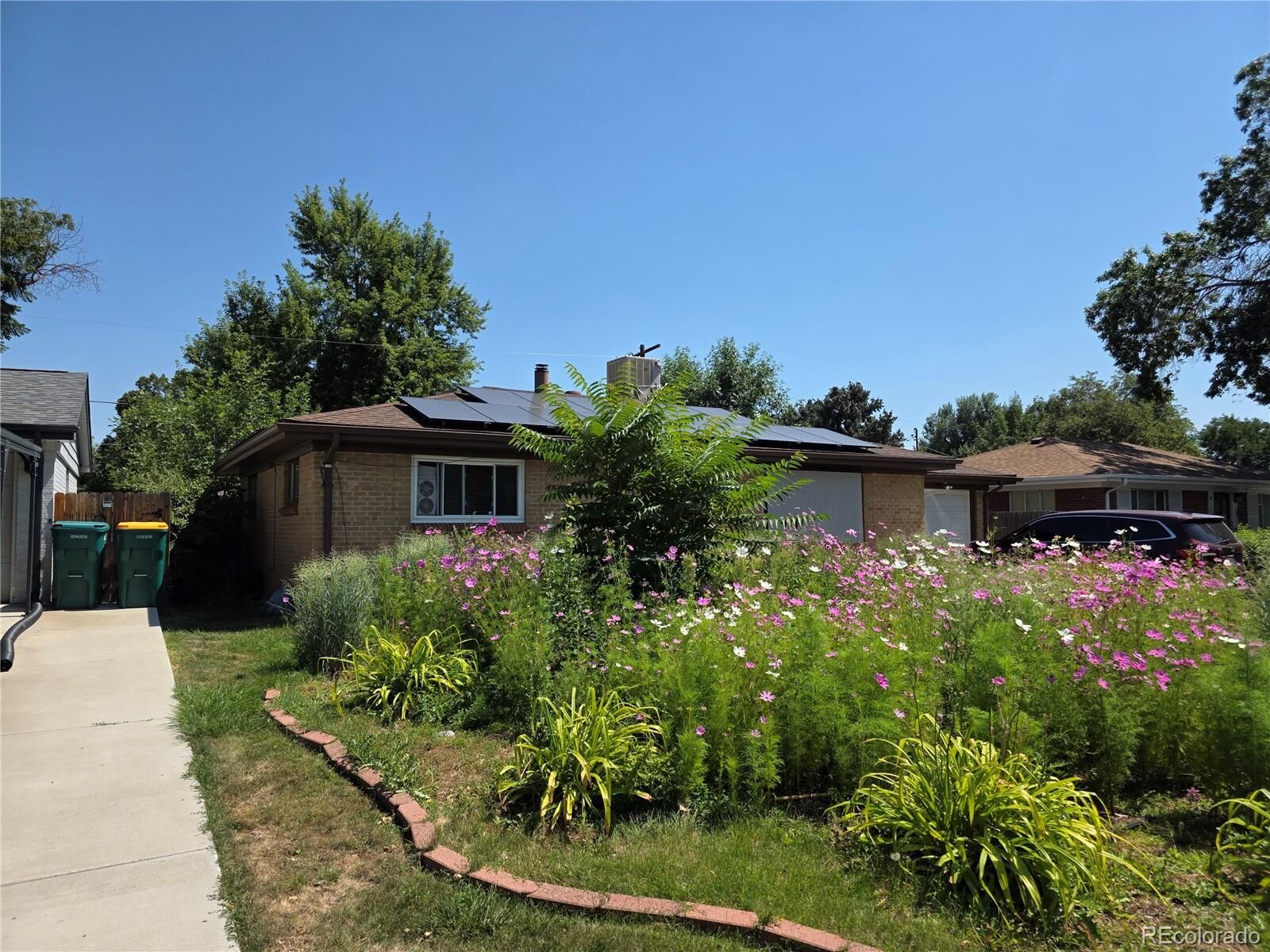 Property Photo:  1666 S Depew Street  CO 80232 