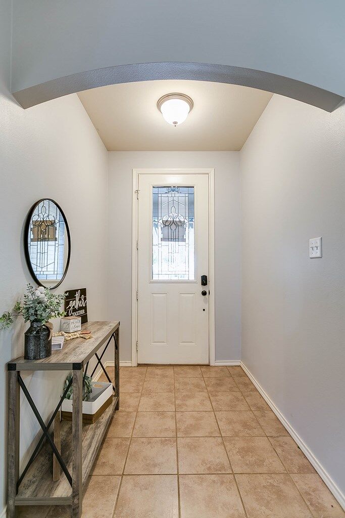 Property Photo: 3302 Edgewood Dr TX 76903