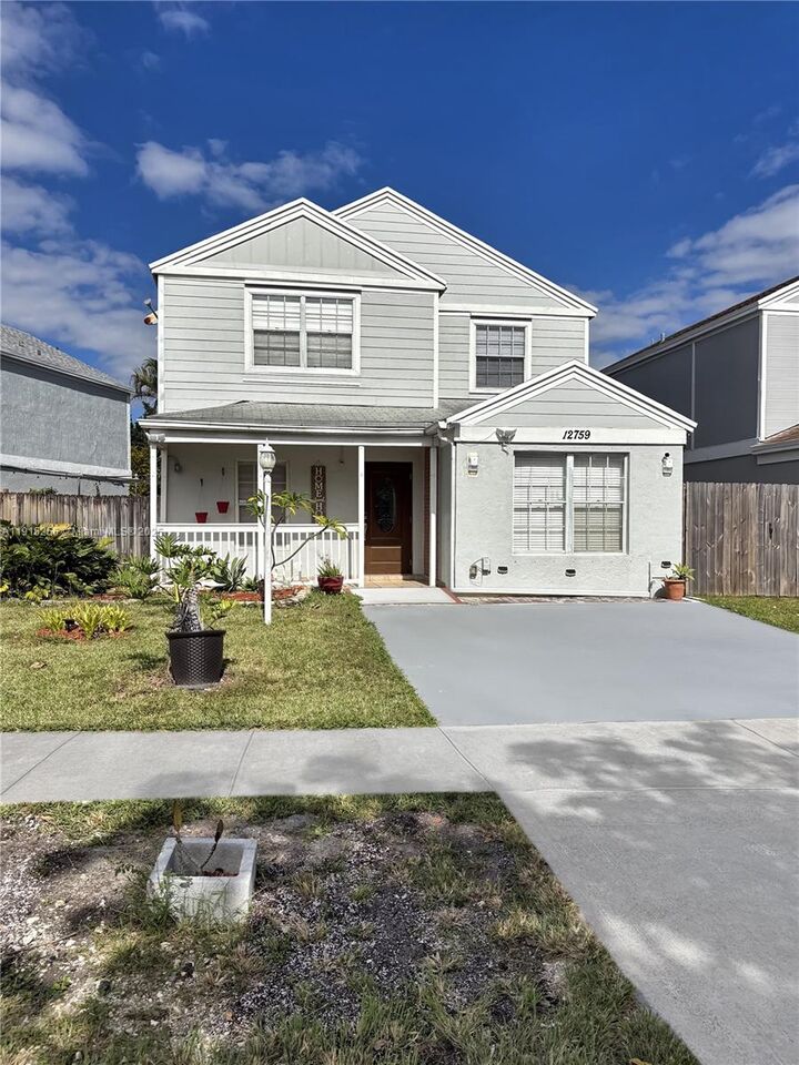 12759 SW 146th Ter  Miami FL 33186 photo