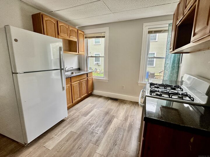 Property Photo:  585 Winchester Avenue #1  CT 06511 
