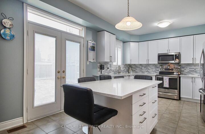 1599 Quail Run Drive  Oshawa ON L1K 0E1 photo