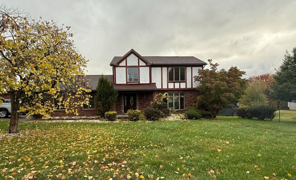 Property Photo:  133 Cemetery Rd  PA 15486 