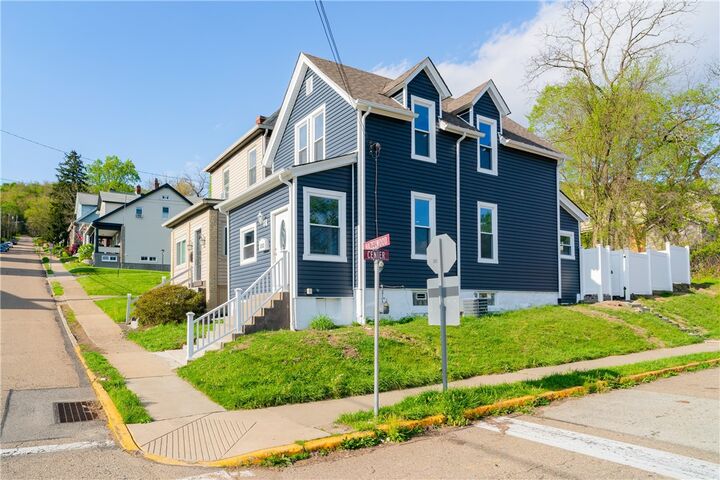 Property Photo:  202 Hazelwood Avenue  PA 15202 