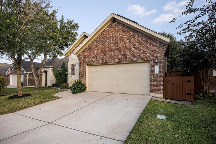 13512 Hymeadow Circle  Austin TX 78729 photo