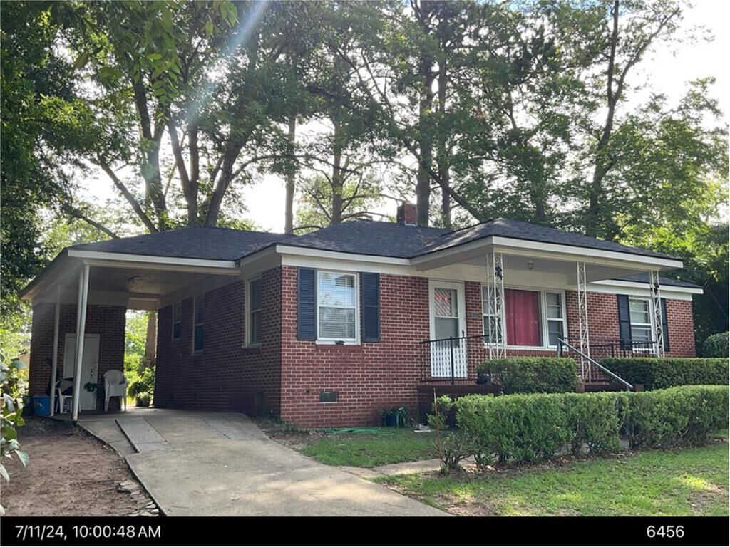 Property Photo:  2009 W Broad Avenue  GA 31707 