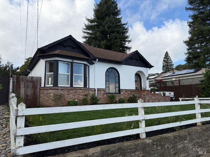 Property Photo: 107 Webster Street CA 94952