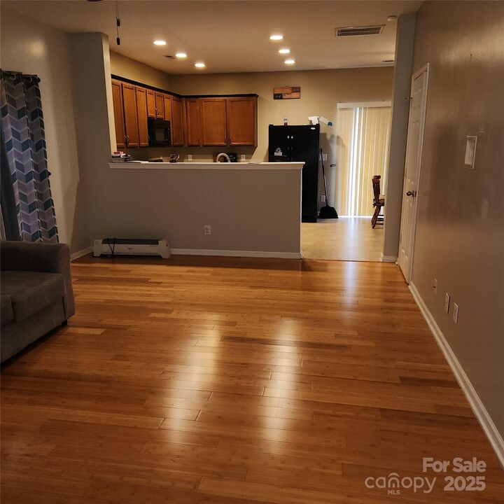 Property Photo:  1045 Willow Wind Drive  NC 28054 