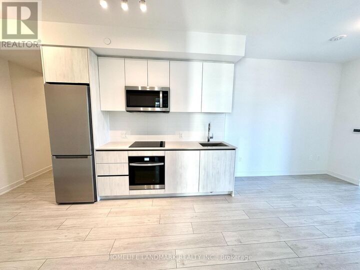 Property Photo:  5858 Yonge Street 306  ON M2M 0C6 