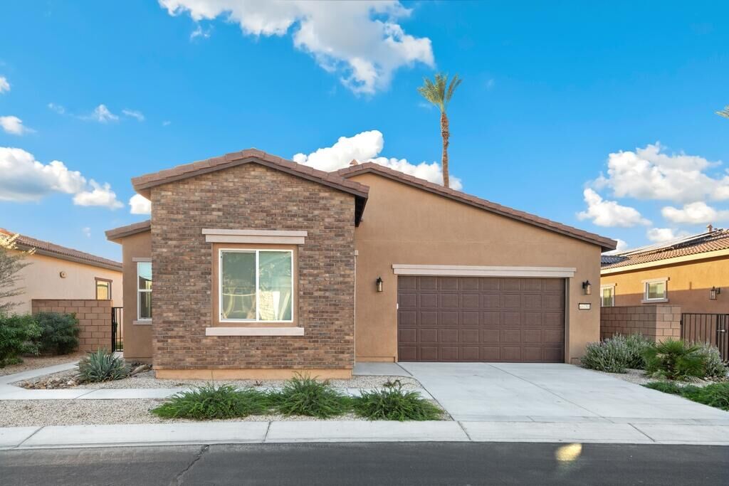 Property Photo: 48753 Barrymore Street CA 92201