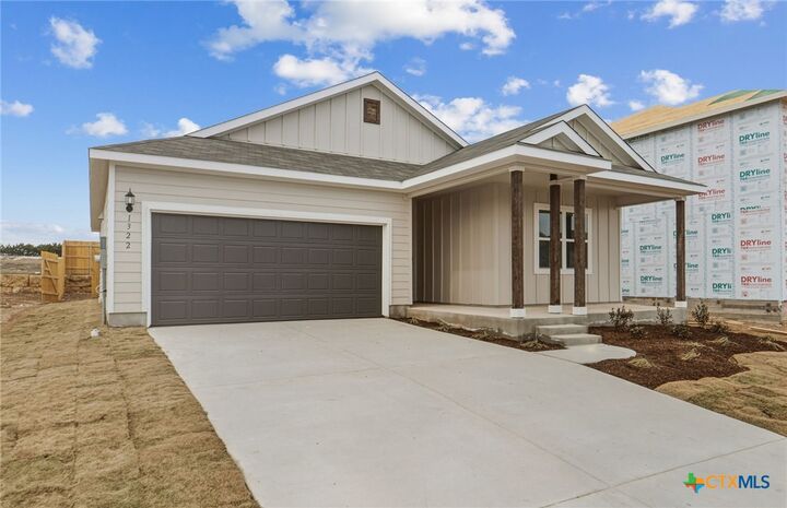 Property Photo: 1322 Sky Ridge Court TX 76513