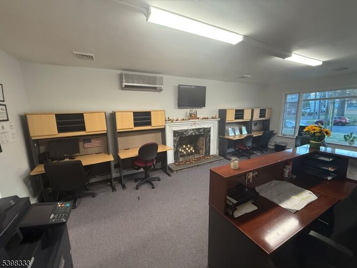 Property Photo: 918 N Wood Ave NJ 07036