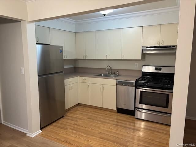 Property Photo:  221 N Middletown Road C  NY 10965 