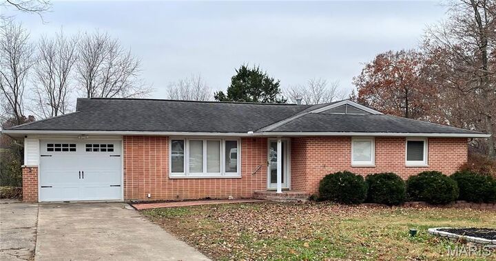 1201 Cherokee Street  Jackson MO 63755 photo