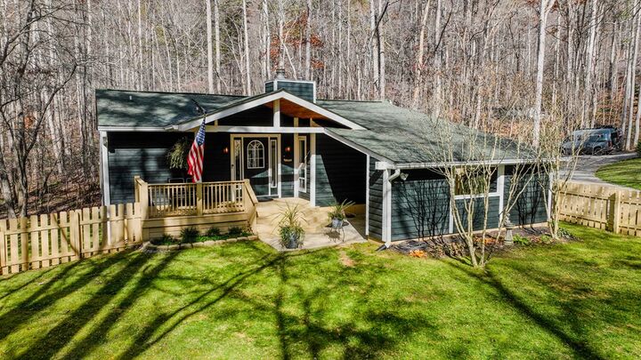 Property Photo: 3301 Ellington Rd NC 28904