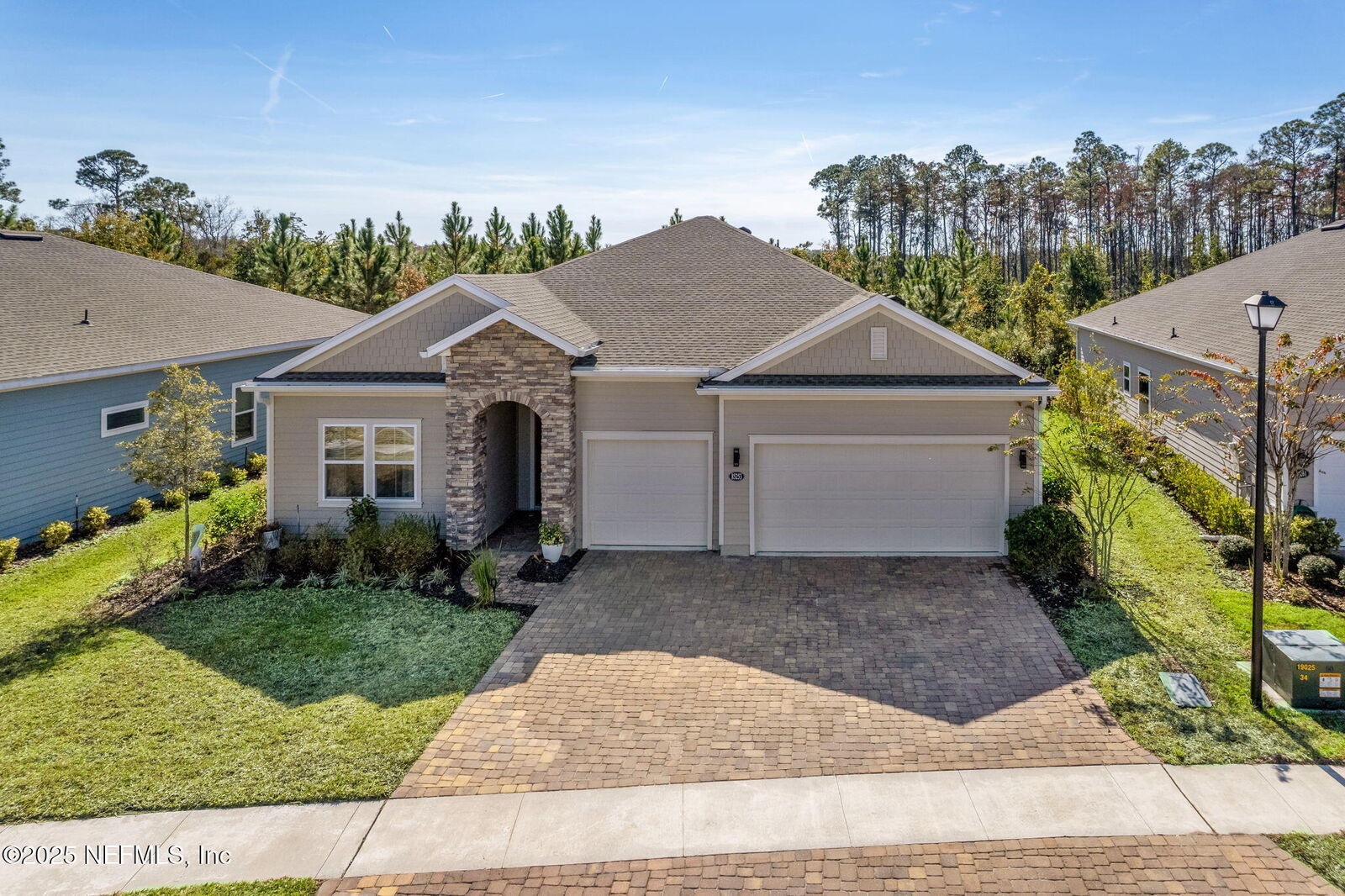 Property Photo:  85253 River Birch Court  FL 32034 