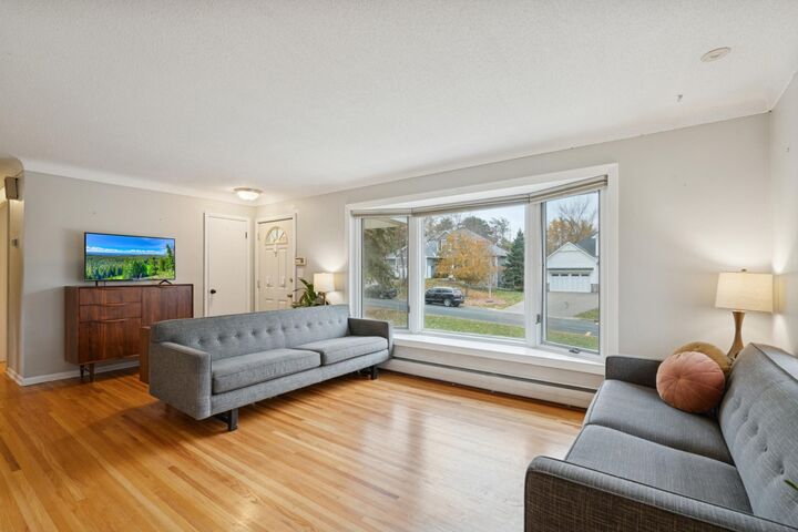 Property Photo:  635 Ivy Falls Avenue  MN 55118 