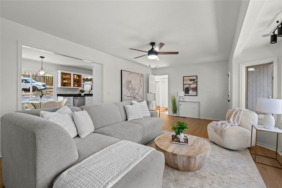 Property Photo:  18 Gillingham Drive  AR 72715 