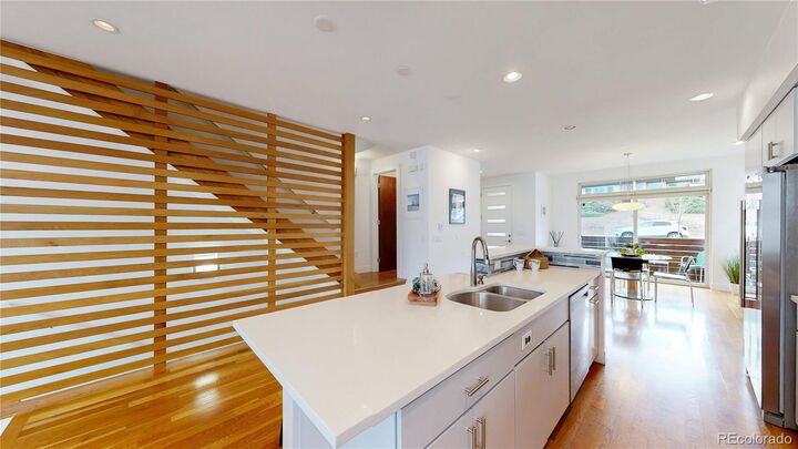 Property Photo:  2627 S Sherman Street  CO 80210 