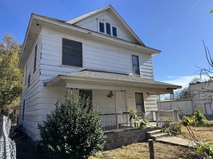 Property Photo:  1546 S Santa Fe St  KS 67211 