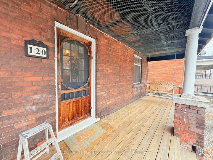 Photo de la propriété:  120 Second Avenue W  ON P1B 3K8 