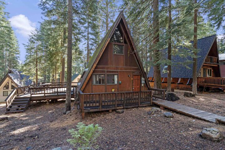 Property Photo:  1675 Washoe Way  CA 96145-000 