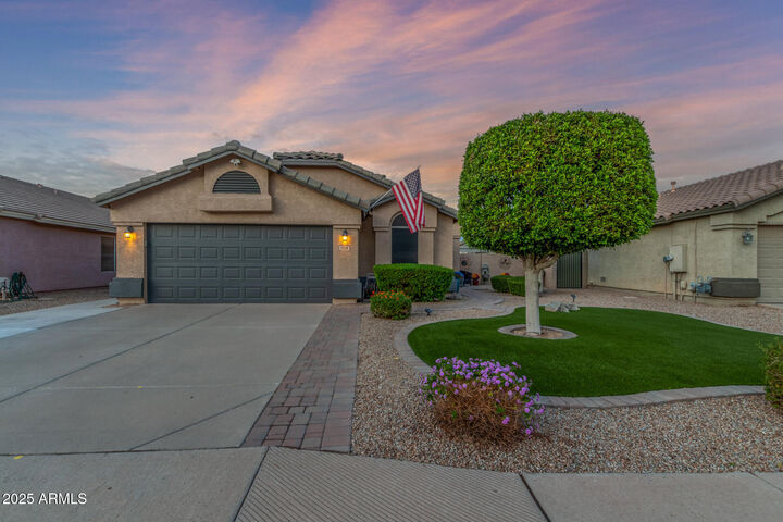 Property Photo: 1724 E Pony Lane AZ 85295