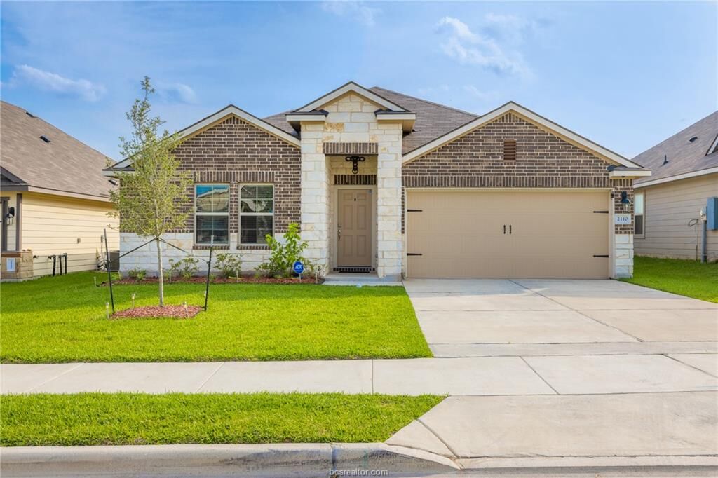 Property Photo:  2110 Chief Street  TX 77807 