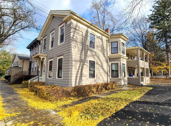 411 N Tioga Street  Ithaca NY 14850 photo