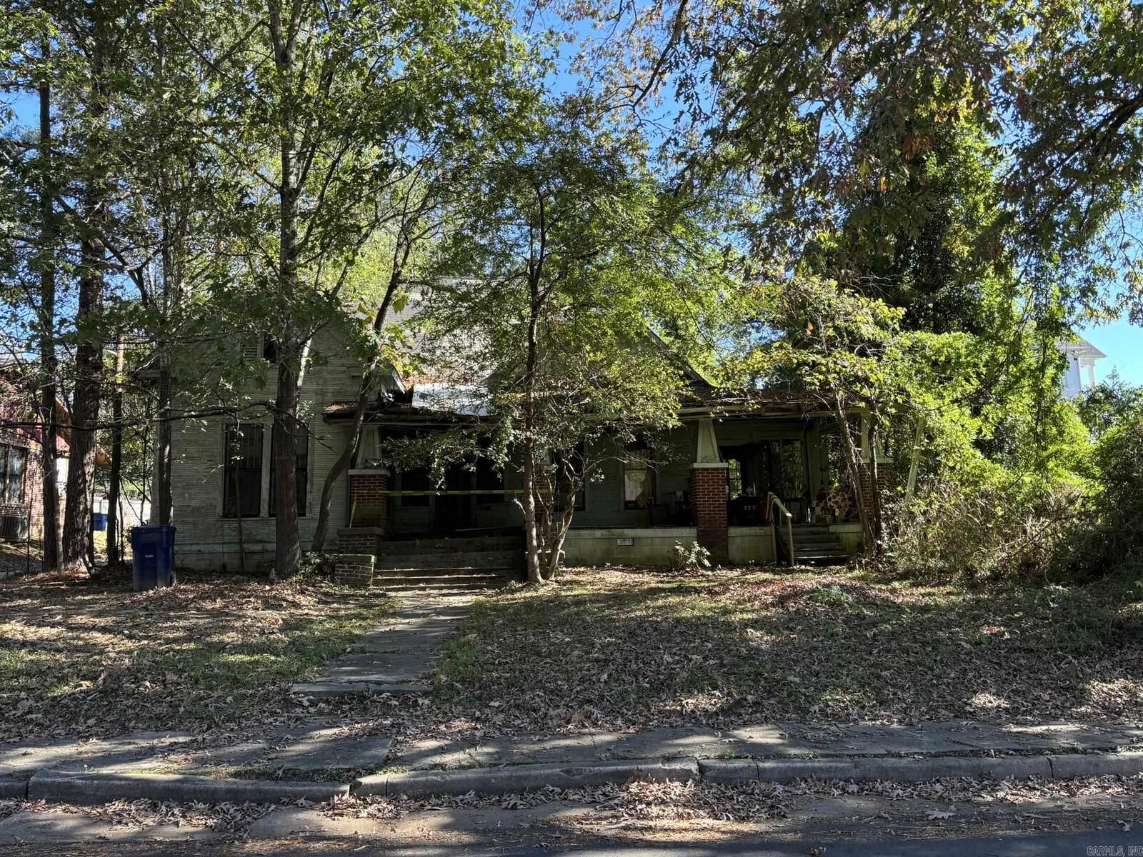 Property Photo:  121 Cleveland Ave.  AR 71701 