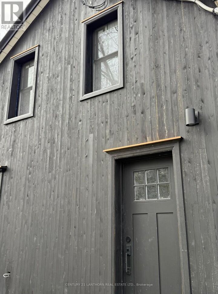 Property Photo:  44 Mary Street  ON K0K 2T0 