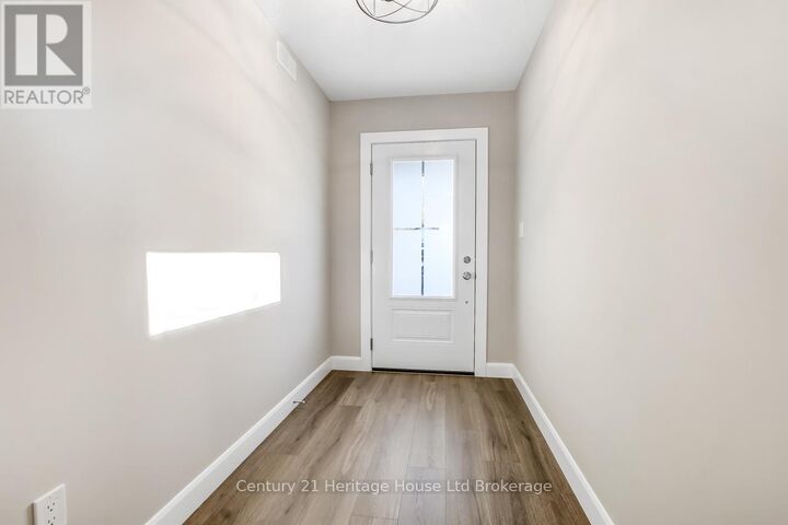 Property Photo: 846 Water Street ON N4S 1S7