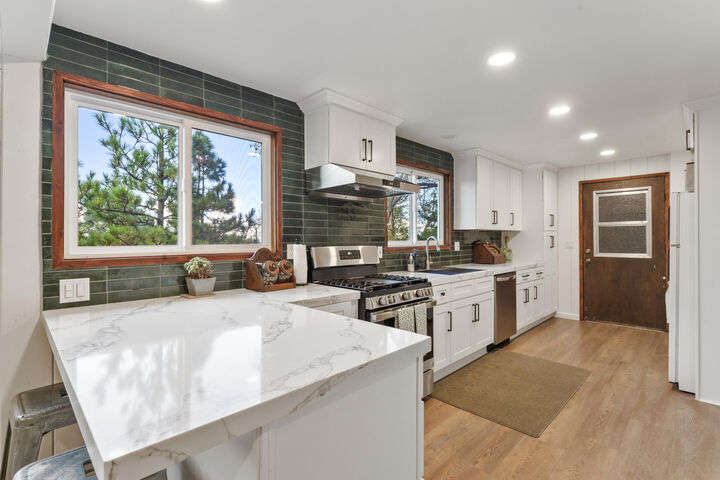 Property Photo:  1294 Kodiak Drive  CA 92352 