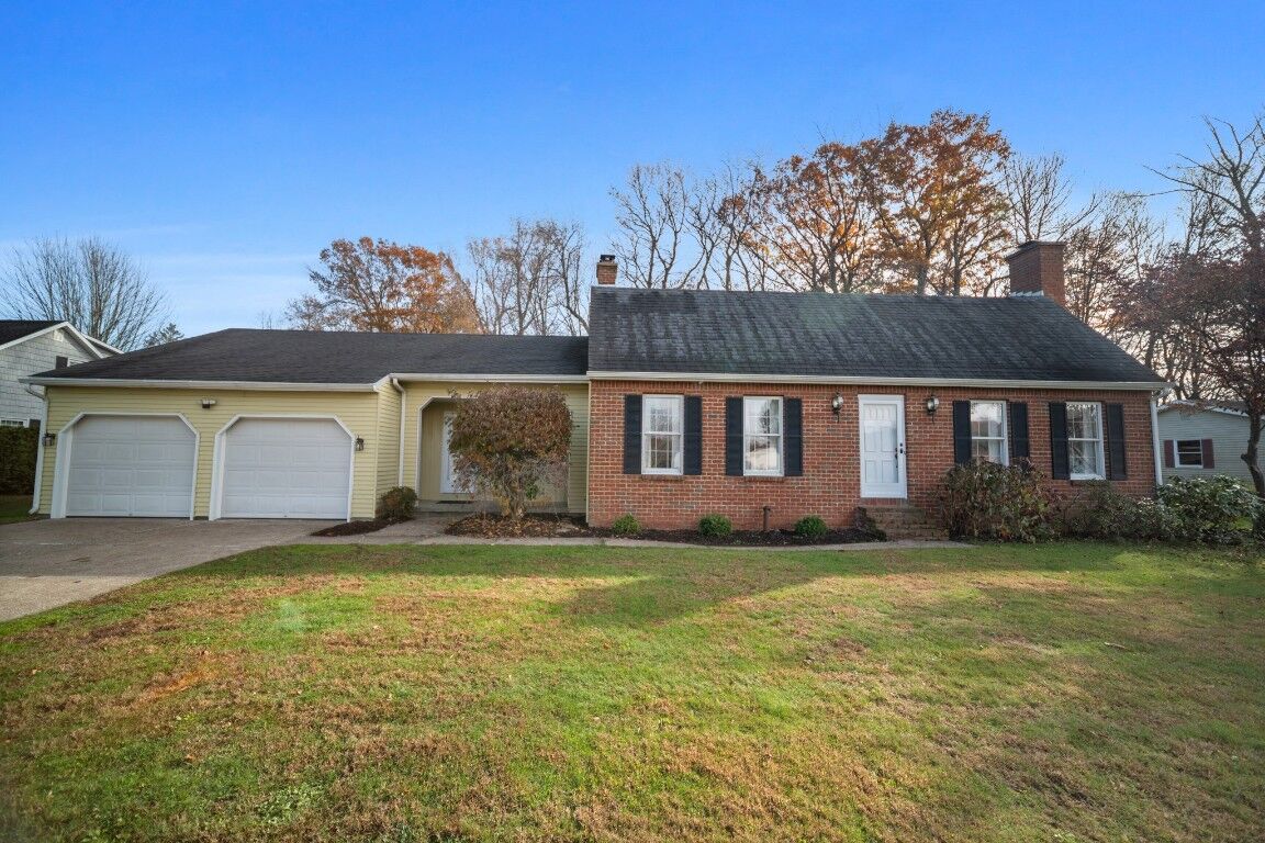 Property Photo:  707 Pine Tree Drive  PA 16417 