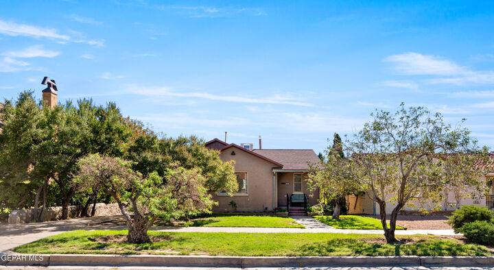 4420 Oxford Avenue  El Paso TX 79903 photo