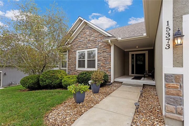 Property Photo:  15373 Bradfort Court  KS 66007 