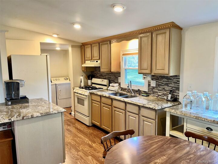 Property Photo:  529 5th Ave  NY 10941 