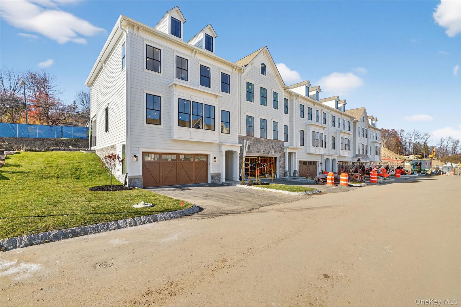 Property Photo: 1809 Soundview Court NY 10598