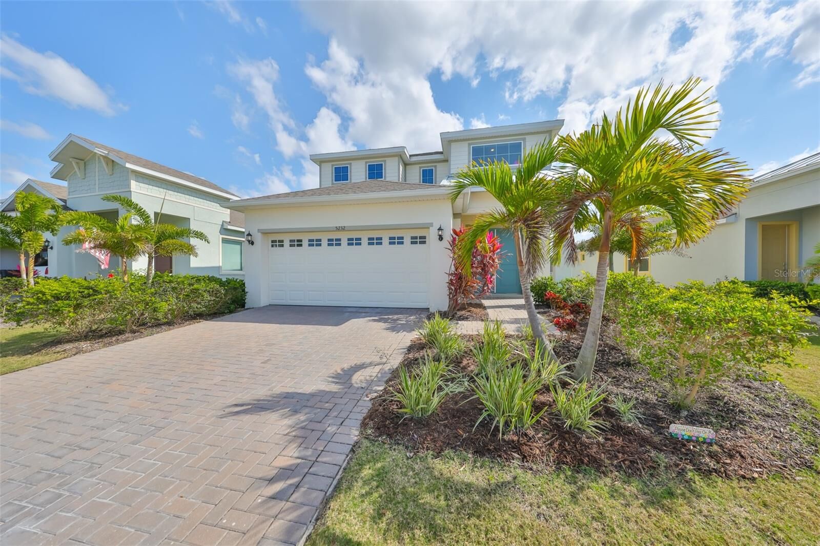 Property Photo:  5232 Wishing Arch Drive  FL 33572 